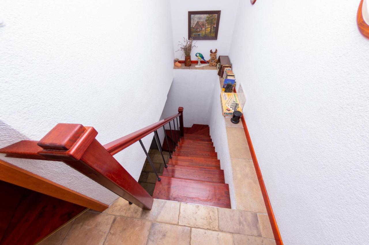 Kuca Kata - Property Nono Veprinac エクステリア 写真